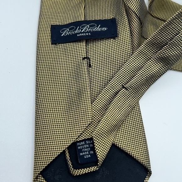 Brooks Brothers Gorgeous Diamond Tie 100% Silk - Picture 4 of 5